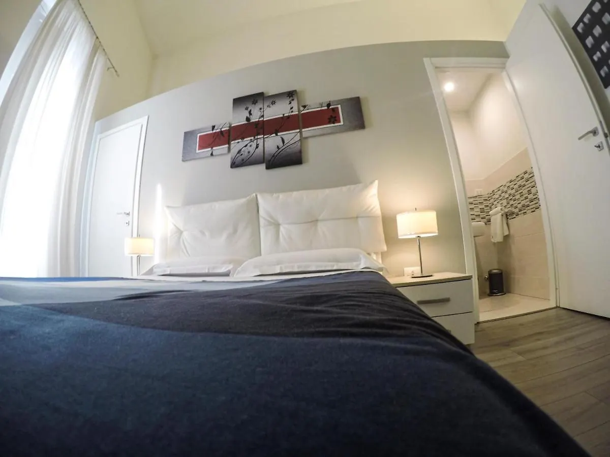 Il Trullo Modern Rooms 브린디시 0*,